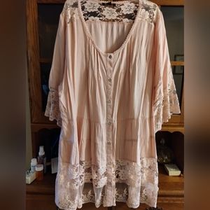 Romans pink cotton blouse with lace
